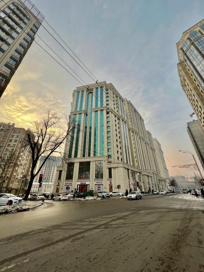 Alinoor'S Apartments Dushanbe Ngoại thất bức ảnh