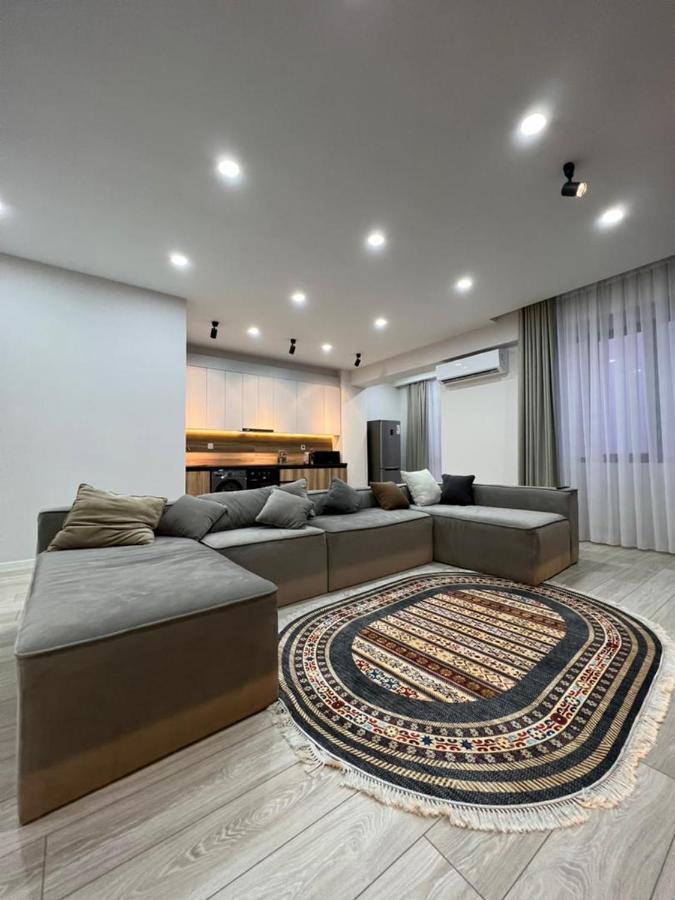 Alinoor'S Apartments Dushanbe Ngoại thất bức ảnh